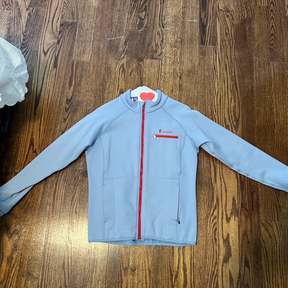 Cotopaxi Woman’s jacket slightly worn.